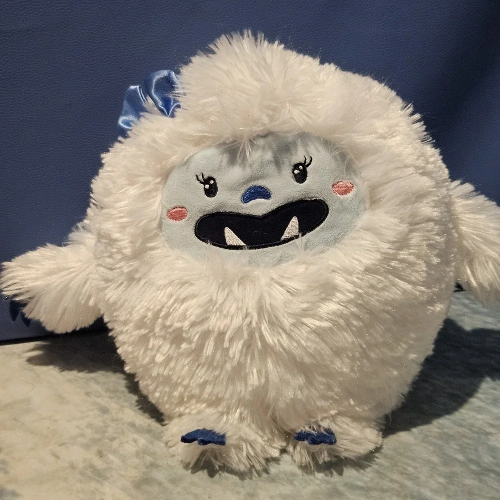 Disney Parks Expedition Everest Yeti Snow Leopard Plush Lot Animal Kingdom